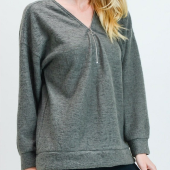 Olive colored front zipper detailed pullover - Picture 1 of 1